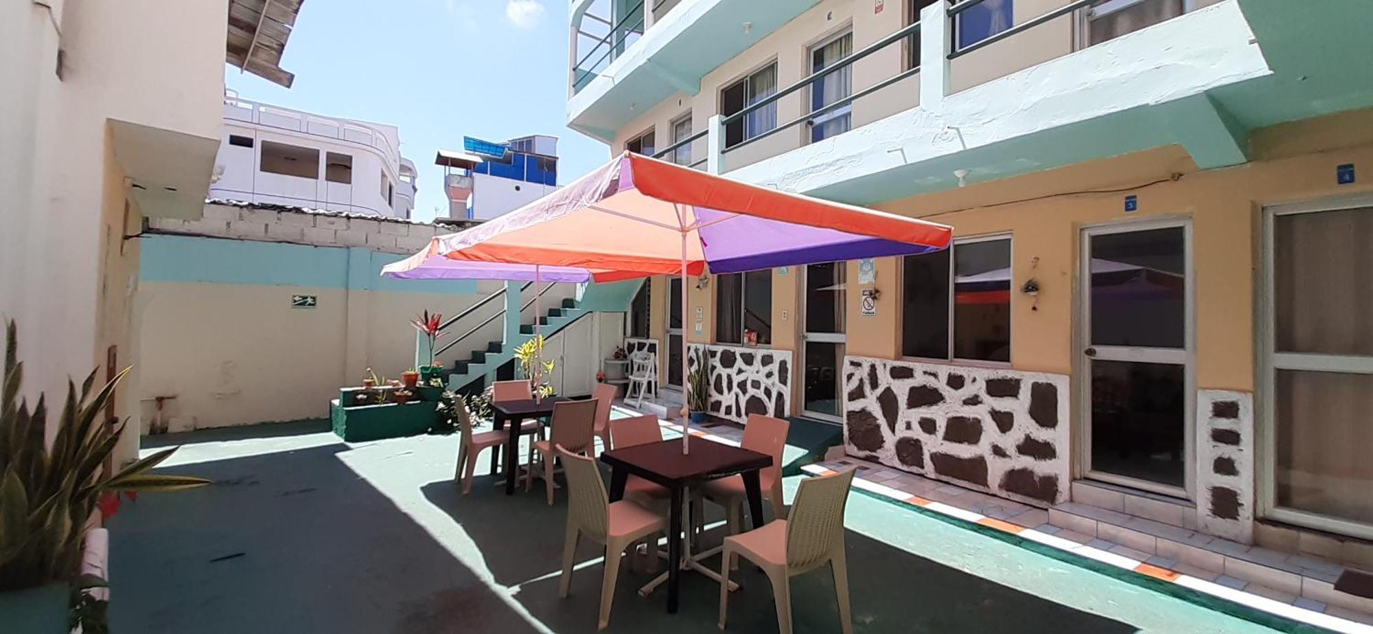 Historico Hostal Elizabeth 阿约拉港 外观 照片